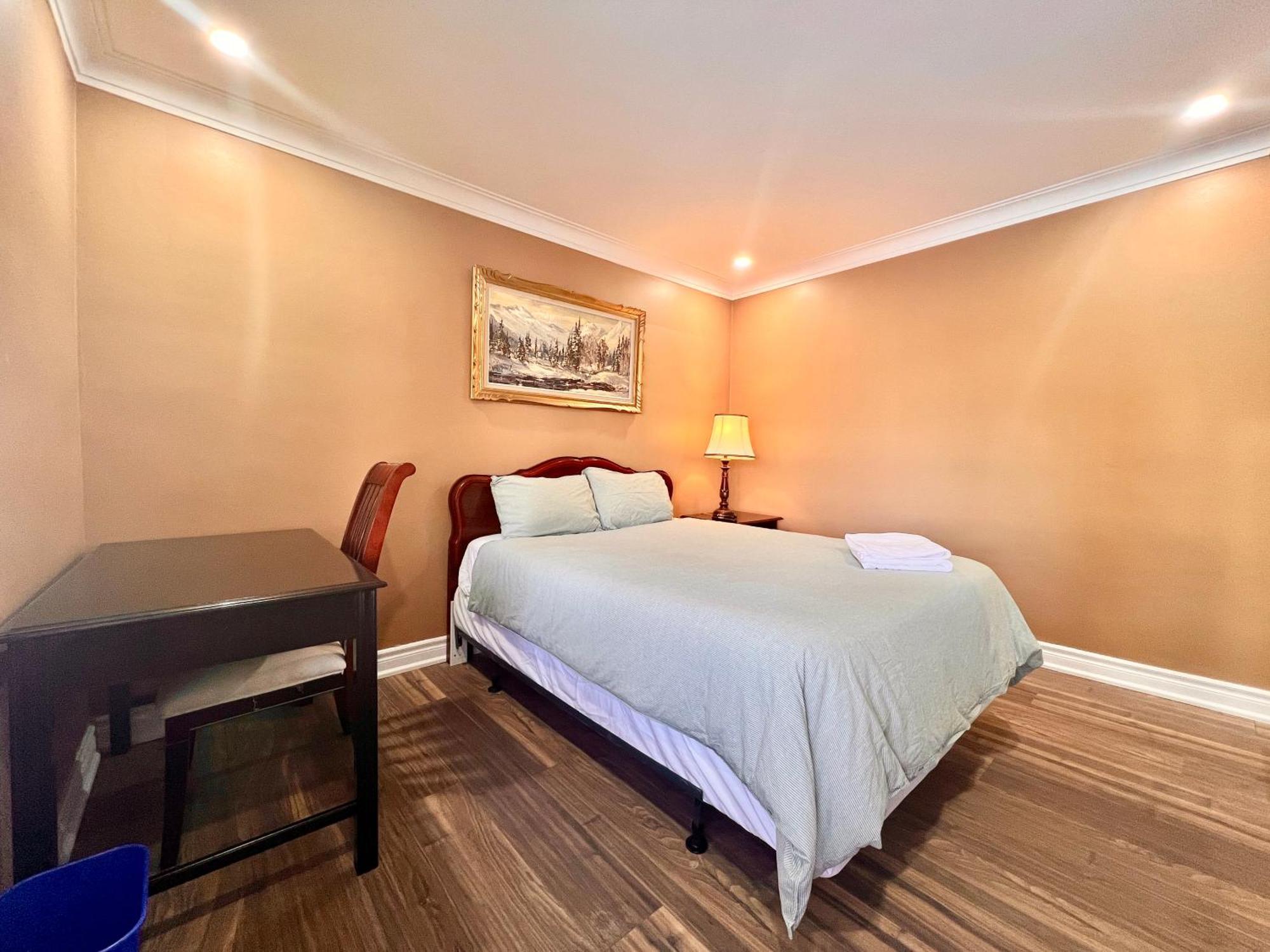 טורונטו Upgraded Rooms With Bath 7-Min To Subway Near Downsview Rogers Stadium מראה חיצוני תמונה